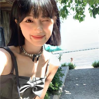 女主角